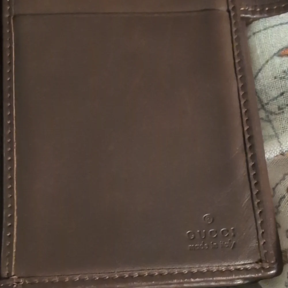 Gucci Signature Brown and Cream Clutch Vintage Italy Wallet - Picture 9 of 16